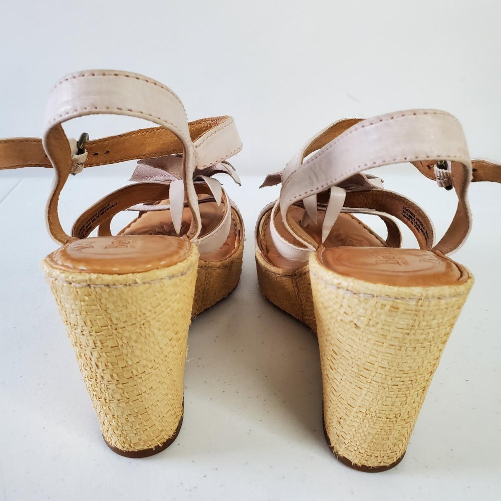 Born Lovina Floral Wedge Sandal Size 9 Cream Leather Raffia Platform Shoes - Picture 7 of 15